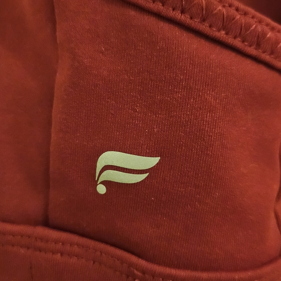 Fabletics Burgundy Sports Bra. Size Large. Exercise, Fitness. Workout. - Picture 4 of 4